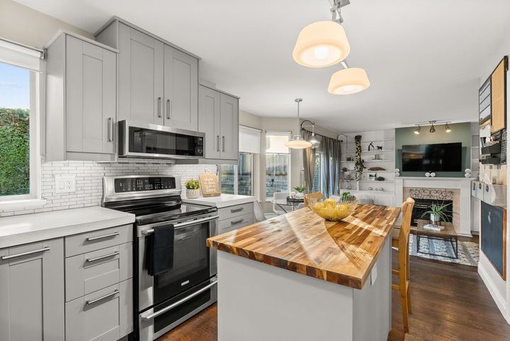 4075-shone-road-indian-river-north-vancouver-11 at 4075 Shone Road, Indian River, North Vancouver 4075-shone-road-indian-river-north-vancouver-11 at 4075 Shone Road, Indian River, North Vancouver