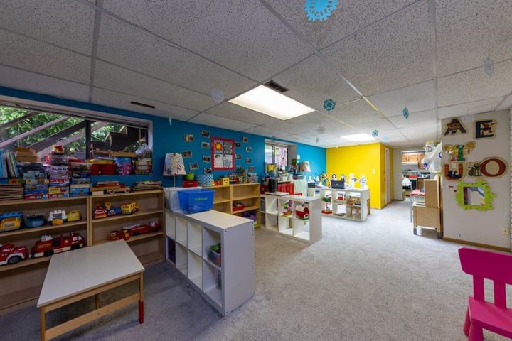 2034-kirkstone-road-lynn-valley-north-vancouver-13 at 2034 Kirkstone Road 2034-kirkstone-road-lynn-valley-north-vancouver-13 at 2034 Kirkstone Road