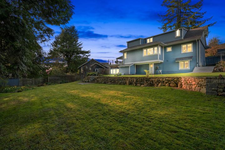 525-e-queens-road-upper-lonsdale-north-vancouver-30 at 525 E Queens Road, Upper Lonsdale, North Vancouver 525-e-queens-road-upper-lonsdale-north-vancouver-30 at 525 E Queens Road, Upper Lonsdale, North Vancouver