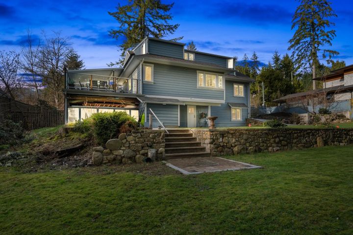 525-e-queens-road-upper-lonsdale-north-vancouver-34 at 525 E Queens Road, Upper Lonsdale, North Vancouver 525-e-queens-road-upper-lonsdale-north-vancouver-34 at 525 E Queens Road, Upper Lonsdale, North Vancouver