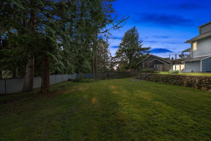 525-e-queens-road-upper-lonsdale-north-vancouver-38 at 525 E Queens Road, Upper Lonsdale, North Vancouver 525-e-queens-road-upper-lonsdale-north-vancouver-38 at 525 E Queens Road, Upper Lonsdale, North Vancouver