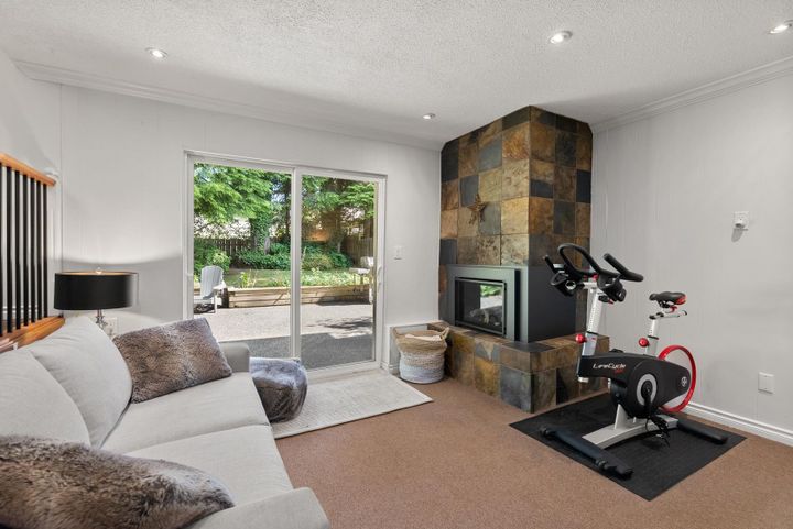 2520-boswell-avenue-blueridge-nv-north-vancouver-18 at 2520 Boswell Avenue, Blueridge NV, North Vancouver 2520-boswell-avenue-blueridge-nv-north-vancouver-18 at 2520 Boswell Avenue, Blueridge NV, North Vancouver