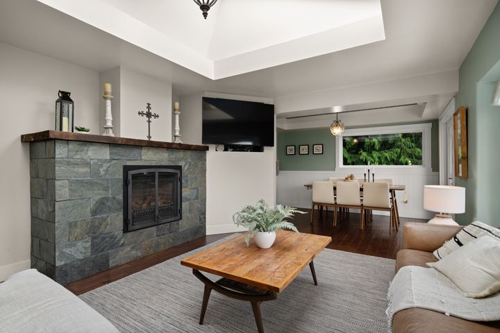 592-fairway-dr-north-vancouver-14 at 592 Fairway Drive, Dollarton, North Vancouver 592-fairway-dr-north-vancouver-14 at 592 Fairway Drive, Dollarton, North Vancouver