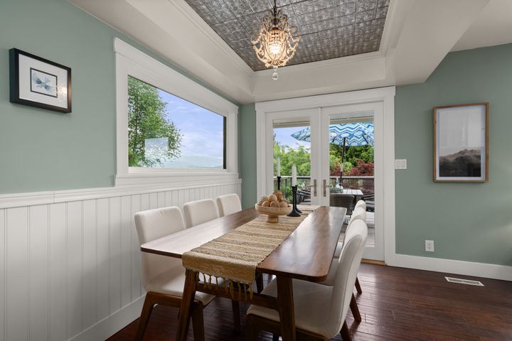 592-fairway-dr-north-vancouver-16 at 592 Fairway Drive, Dollarton, North Vancouver 592-fairway-dr-north-vancouver-16 at 592 Fairway Drive, Dollarton, North Vancouver