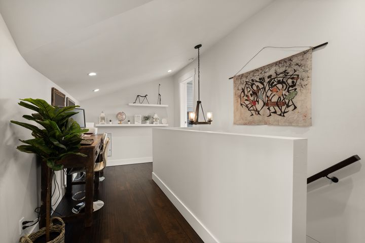 592-fairway-dr-north-vancouver-24 at 592 Fairway Drive, Dollarton, North Vancouver 592-fairway-dr-north-vancouver-24 at 592 Fairway Drive, Dollarton, North Vancouver
