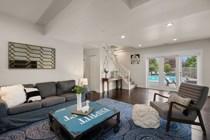 592-fairway-dr-north-vancouver-27 at 592 Fairway Drive, Dollarton, North Vancouver 592-fairway-dr-north-vancouver-27 at 592 Fairway Drive, Dollarton, North Vancouver