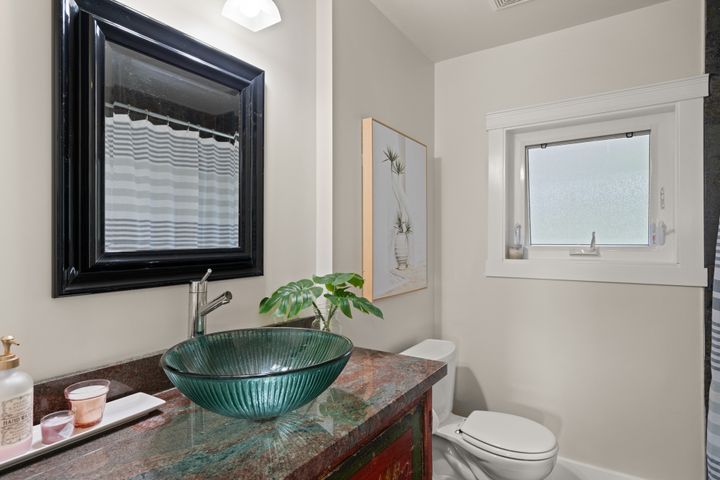 592-fairway-dr-north-vancouver-42 at 592 Fairway Drive, Dollarton, North Vancouver 592-fairway-dr-north-vancouver-42 at 592 Fairway Drive, Dollarton, North Vancouver