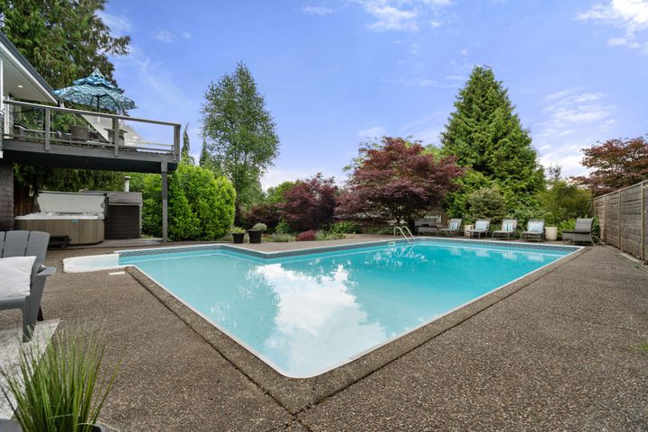 592-fairway-dr-north-vancouver-57 at 592 Fairway Drive, Dollarton, North Vancouver 592-fairway-dr-north-vancouver-57 at 592 Fairway Drive, Dollarton, North Vancouver