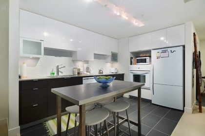 mini003 at 105 - 175 West  Street, Lower Lonsdale, North Vancouver
