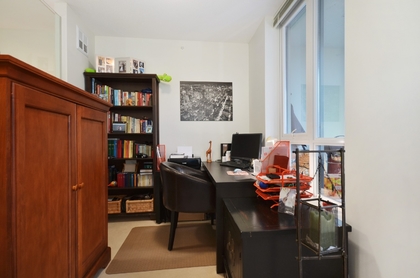 mini009 at 105 - 175 West  Street, Lower Lonsdale, North Vancouver
