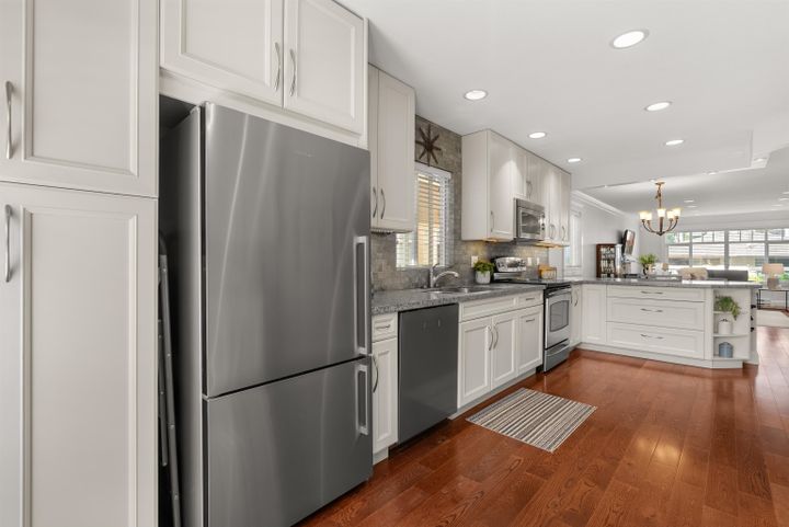 288-e-6th-street-lower-lonsdale-north-vancouver-08 at 312 - 288 E 6th Street, Lower Lonsdale, North Vancouver