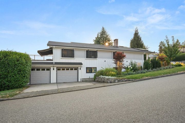 995-calverhall-street-calverhall-north-vancouver-34 at 995 Calverhall Street, Calverhall, North Vancouver