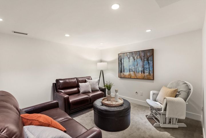 2307-mountain-highway-lynn-valley-north-vancouver-19 at 2307 Mountain Highway, Lynn Valley, North Vancouver