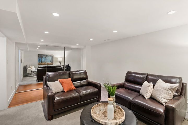 2307-mountain-highway-lynn-valley-north-vancouver-21 at 2307 Mountain Highway, Lynn Valley, North Vancouver