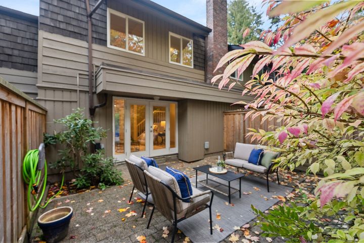 2307-mountain-highway-lynn-valley-north-vancouver-33 at 2307 Mountain Highway, Lynn Valley, North Vancouver