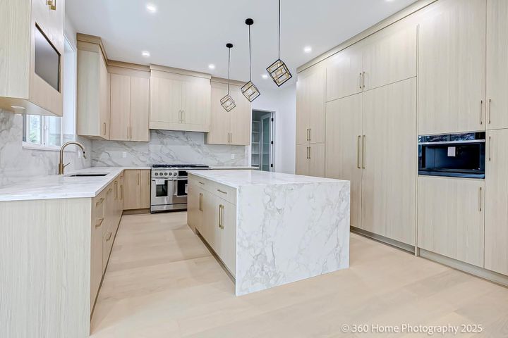 3252-allan-road-lynn-valley-north-vancouver-04 at 3252 Allan Road, Lynn Valley, North Vancouver