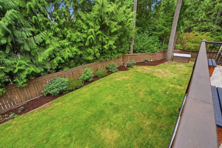 068_a7v09845 at 2261 Hill Drive, Blueridge NV, North Vancouver