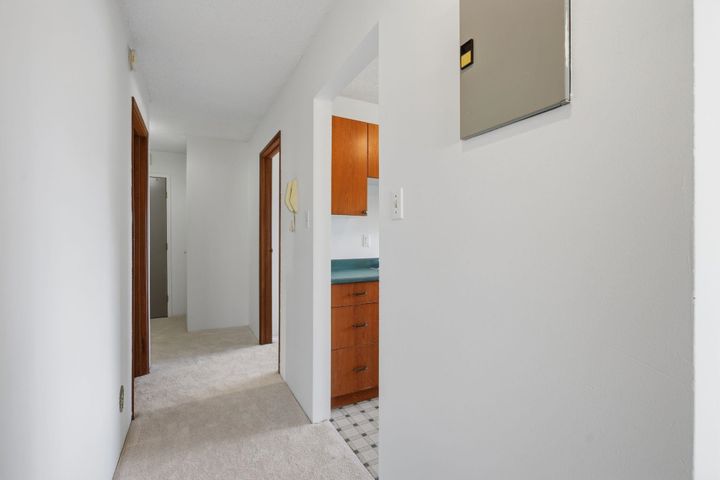 275-w-2nd-street-lower-lonsdale-north-vancouver-16 at 305 - 275 W 2nd Street, Lower Lonsdale, North Vancouver