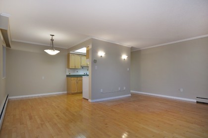 mini005 at 107 - 3080  Ave, Upper Lonsdale, North Vancouver