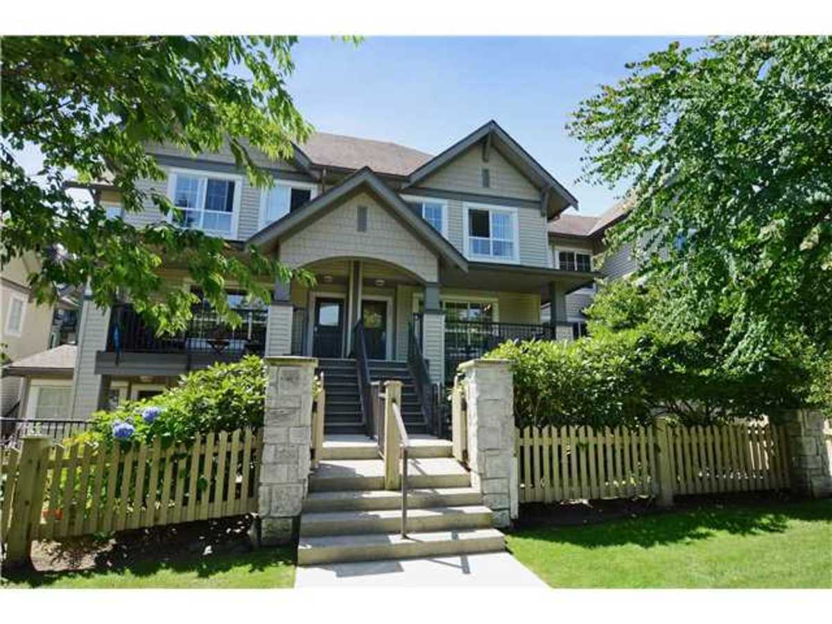1125 Ross, Lynn Valley, North Vancouver  by Colin Hall - Personal Real Estate Corporation 1125 Ross, Lynn Valley, North Vancouver