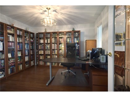 image-260801335-11.jpg at 207 - 999  Road, Blueridge NV, North Vancouver