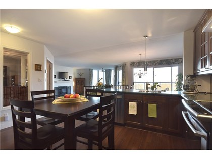 image-260801335-5.jpg at 207 - 999  Road, Blueridge NV, North Vancouver