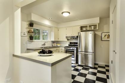 Kitchen 14 at 438 17th Street, Central Lonsdale, North Vancouver Kitchen 14 at 438 17th Street, Central Lonsdale, North Vancouver