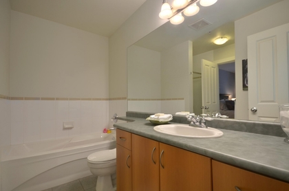 mini007 at 224 - 625 Park Cr, GlenBrooke North, New Westminster