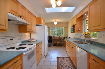 06 at 5475 Marine Dr, Caulfeild, West Vancouver