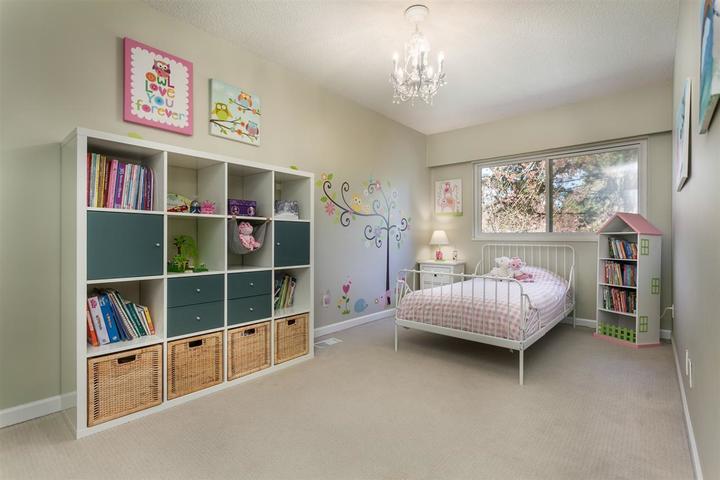 3300-capilano-road-edgemont-north-vancouver-12 at 140 - 3300 Capilano Road, Edgemont, North Vancouver 3300-capilano-road-edgemont-north-vancouver-12 at 140 - 3300 Capilano Road, Edgemont, North Vancouver