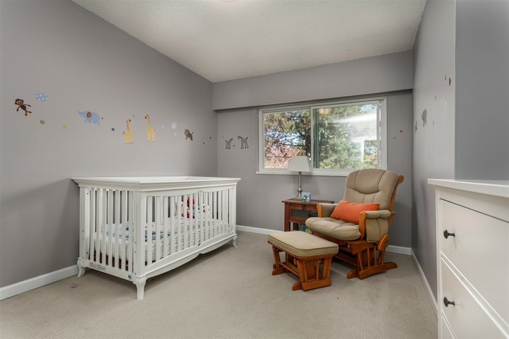3300-capilano-road-edgemont-north-vancouver-13 at 140 - 3300 Capilano Road, Edgemont, North Vancouver 3300-capilano-road-edgemont-north-vancouver-13 at 140 - 3300 Capilano Road, Edgemont, North Vancouver