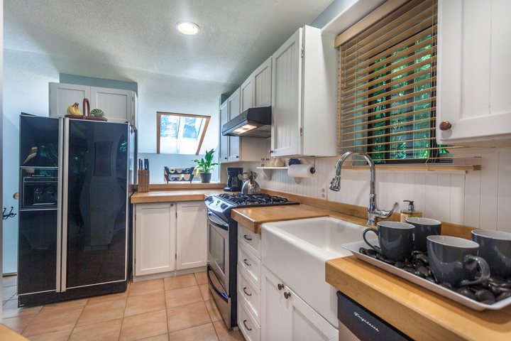 539-5th-14 at 539 E 5 Street, Lower Lonsdale, North Vancouver 539-5th-14 at 539 E 5 Street, Lower Lonsdale, North Vancouver