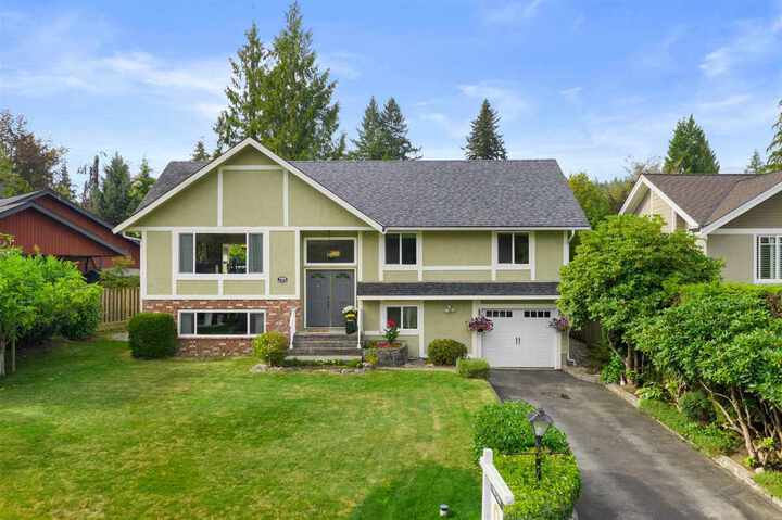 2808-trillium-place-blueridge-nv-north-vancouver-02 at 2808 Trillium Place, Blueridge NV, North Vancouver 2808-trillium-place-blueridge-nv-north-vancouver-02 at 2808 Trillium Place, Blueridge NV, North Vancouver