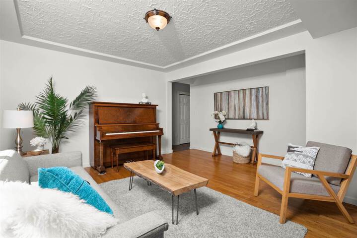 2792-dollarton-highway-windsor-park-nv-north-vancouver-05 at 2792 Dollarton Highway, Windsor Park NV, North Vancouver 2792-dollarton-highway-windsor-park-nv-north-vancouver-05 at 2792 Dollarton Highway, Windsor Park NV, North Vancouver