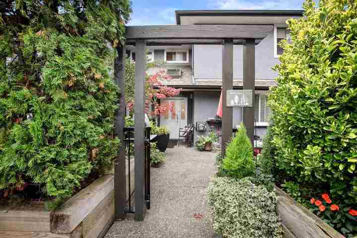 234-w-17th-street-central-lonsdale-north-vancouver-04 at 5 - 234 W 17th Street, Central Lonsdale, North Vancouver 234-w-17th-street-central-lonsdale-north-vancouver-04 at 5 - 234 W 17th Street, Central Lonsdale, North Vancouver