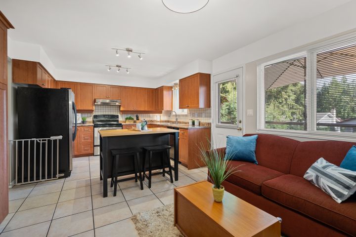 2673-byron-rd-north-vancouver-17 at 2673 Byron Road, Blueridge NV, North Vancouver 2673-byron-rd-north-vancouver-17 at 2673 Byron Road, Blueridge NV, North Vancouver