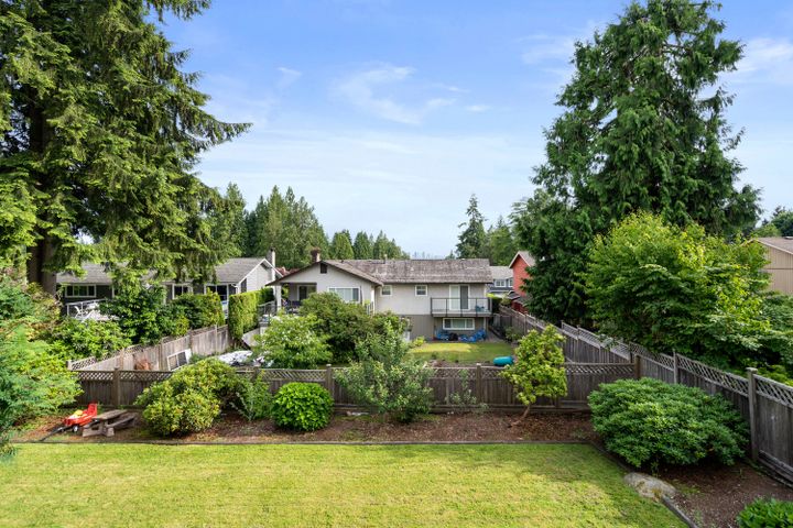 2673-byron-rd-north-vancouver-32 at 2673 Byron Road, Blueridge NV, North Vancouver 2673-byron-rd-north-vancouver-32 at 2673 Byron Road, Blueridge NV, North Vancouver