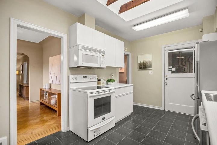 2505-w-15th-avenue-kitsilano-vancouver-west-16 at 2505 W 15th Avenue, Kitsilano, Vancouver West 2505-w-15th-avenue-kitsilano-vancouver-west-16 at 2505 W 15th Avenue, Kitsilano, Vancouver West