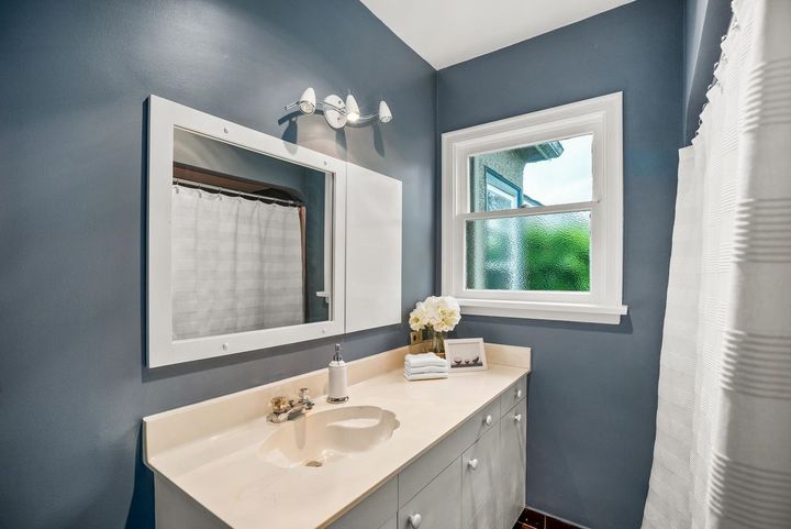 2505-w-15th-avenue-kitsilano-vancouver-west-25 at 2505 W 15th Avenue, Kitsilano, Vancouver West 2505-w-15th-avenue-kitsilano-vancouver-west-25 at 2505 W 15th Avenue, Kitsilano, Vancouver West