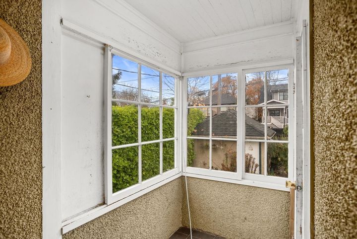 2505-w-15th-avenue-kitsilano-vancouver-west-33 at 2505 W 15th Avenue, Kitsilano, Vancouver West 2505-w-15th-avenue-kitsilano-vancouver-west-33 at 2505 W 15th Avenue, Kitsilano, Vancouver West