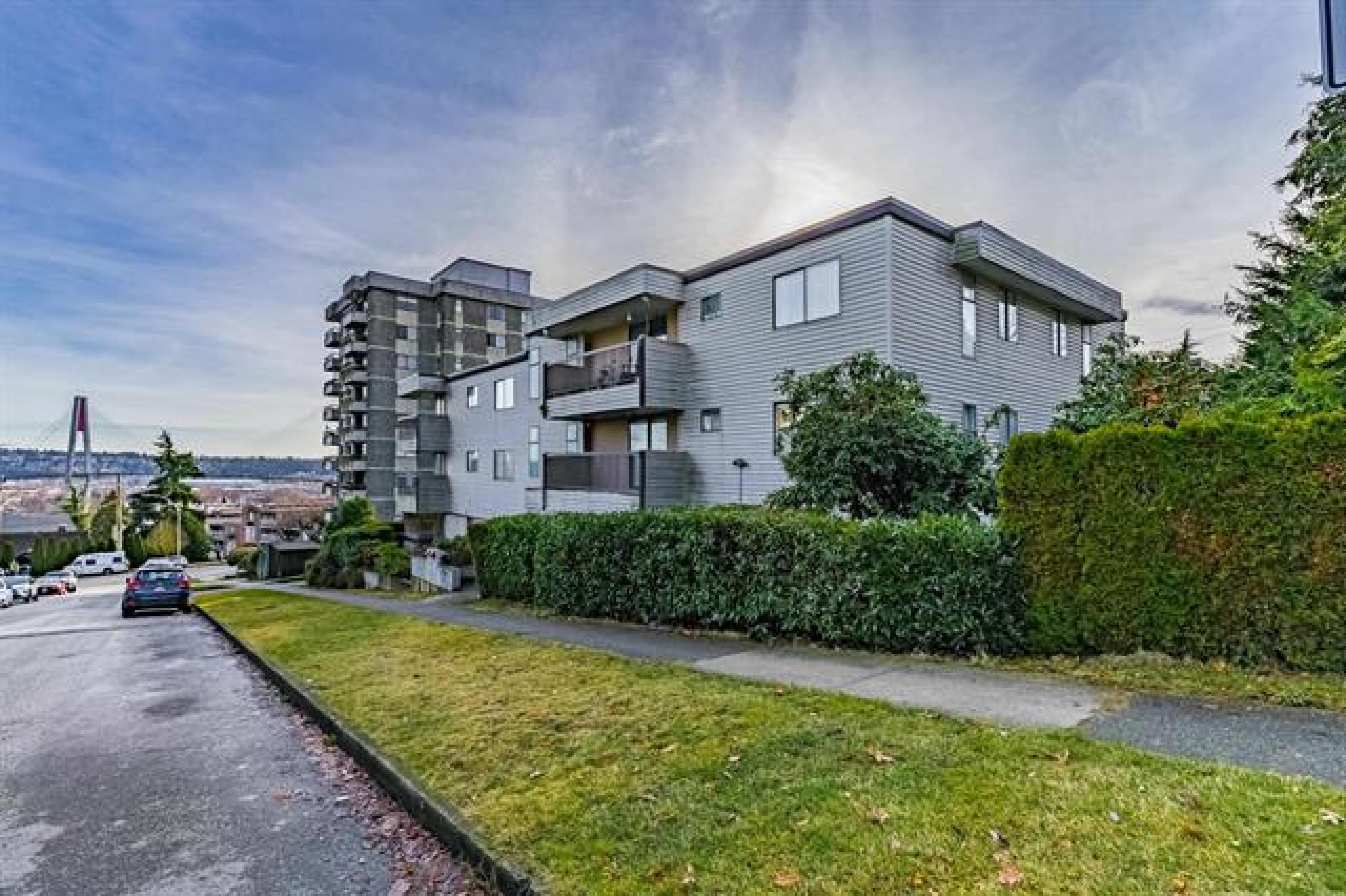 76 Coburg st, Downtown NW, New Westminster 