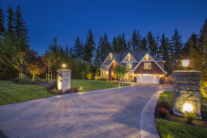 Curb Appeal at 1050 Magnolia Way, Anmore, Port Moody Curb Appeal at 1050 Magnolia Way, Anmore, Port Moody