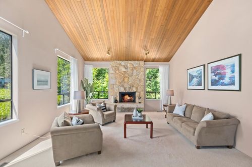 4592-teviot-place-canyon-heights-nv-north-vancouver-02 at 4592 Teviot Place, Canyon Heights NV, North Vancouver