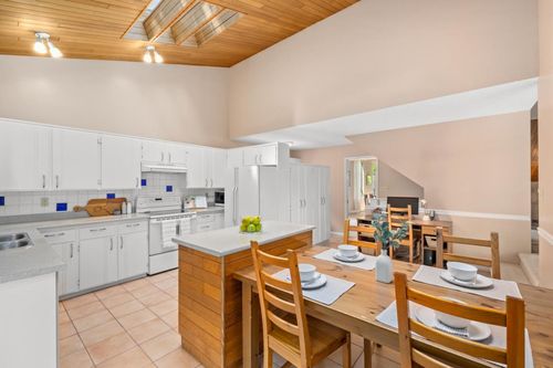 4592-teviot-place-canyon-heights-nv-north-vancouver-07 at 4592 Teviot Place, Canyon Heights NV, North Vancouver