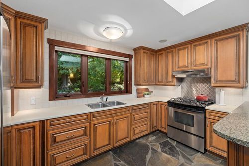 728-winona-avenue-canyon-heights-nv-north-vancouver-08 at 728 Winona Avenue, Canyon Heights NV, North Vancouver