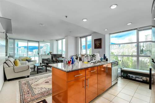 188-e-esplanade-lower-lonsdale-north-vancouver-02 at 1008 - 188 E Esplanade, Lower Lonsdale, North Vancouver