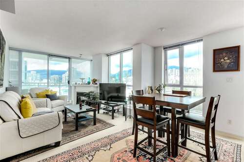 188-e-esplanade-lower-lonsdale-north-vancouver-03 at 1008 - 188 E Esplanade, Lower Lonsdale, North Vancouver