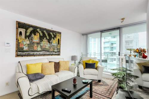 188-e-esplanade-lower-lonsdale-north-vancouver-05 at 1008 - 188 E Esplanade, Lower Lonsdale, North Vancouver