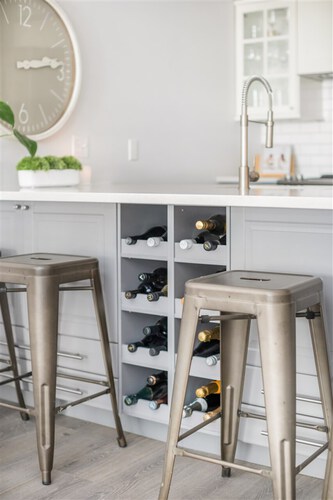 210-w-2nd-street-lower-lonsdale-north-vancouver-06 at 336 - 210 W 2nd Street, Lower Lonsdale, North Vancouver