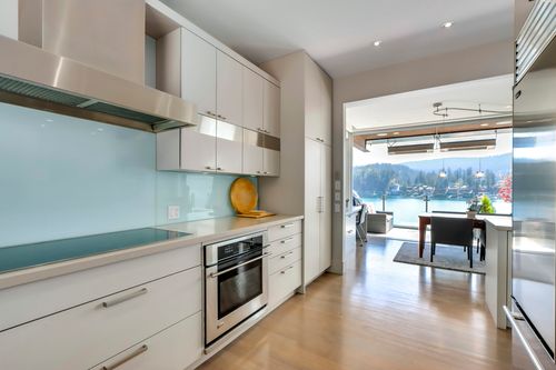 10 at 4817 Strathcona Road, Deep Cove, North Vancouver